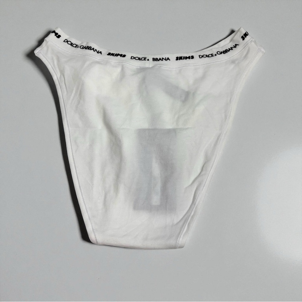 🤍 SKIMS x Dolce & Gabbana Cotton Jersey Tanga 🤍 - Picture 3 of 5